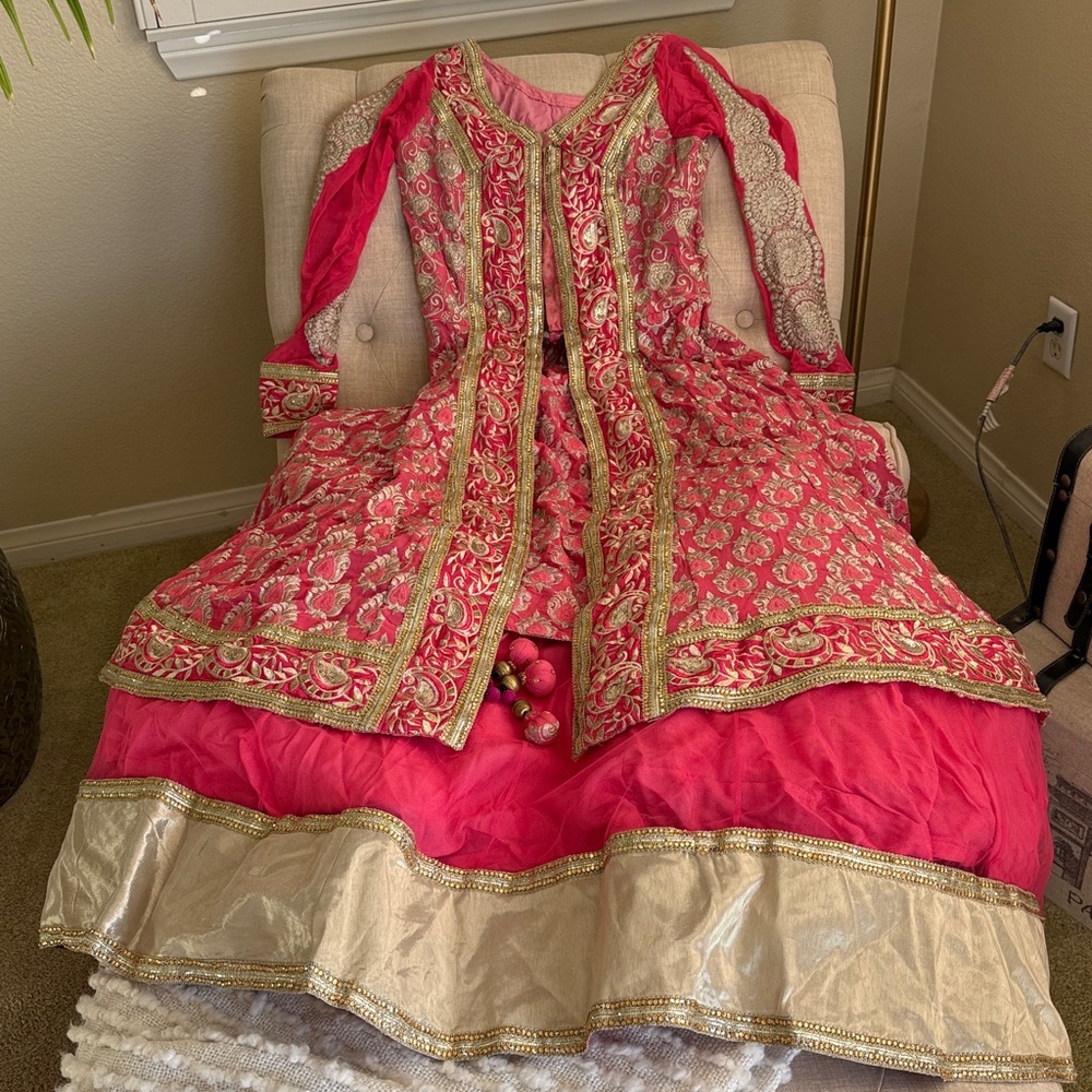 Elegant Pink Embroidered Dress